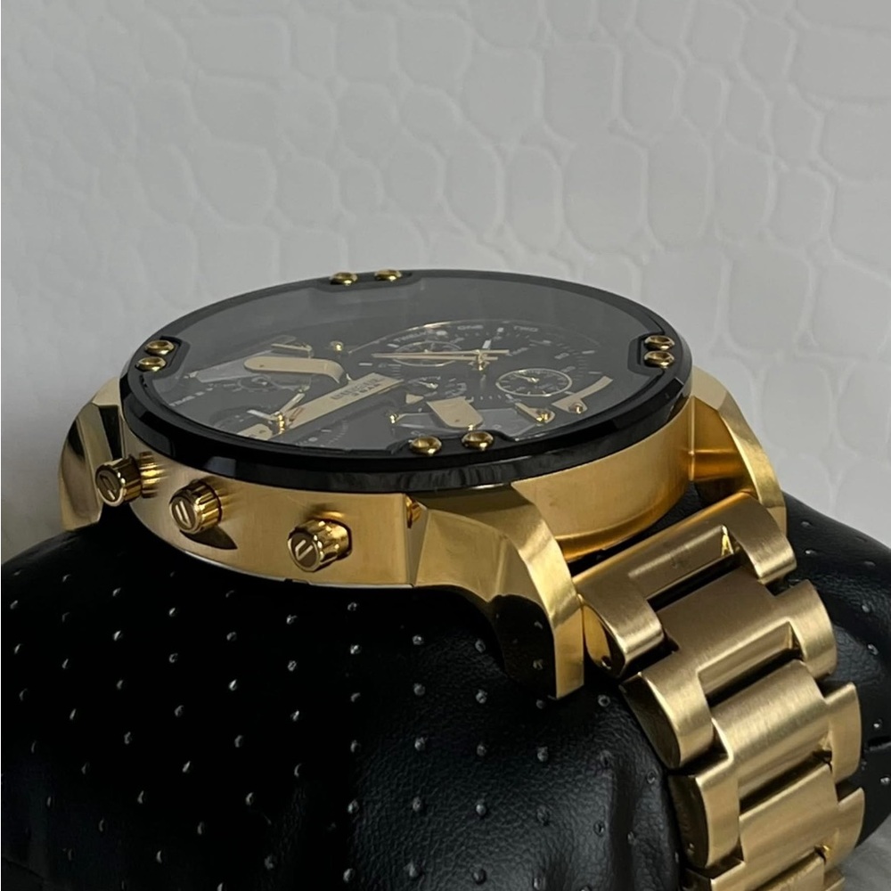 DZ7333 - Diesel Men’s Mr. Daddy 2.0 Gold-Tone Chronograph Watch - Picture 3 of 13